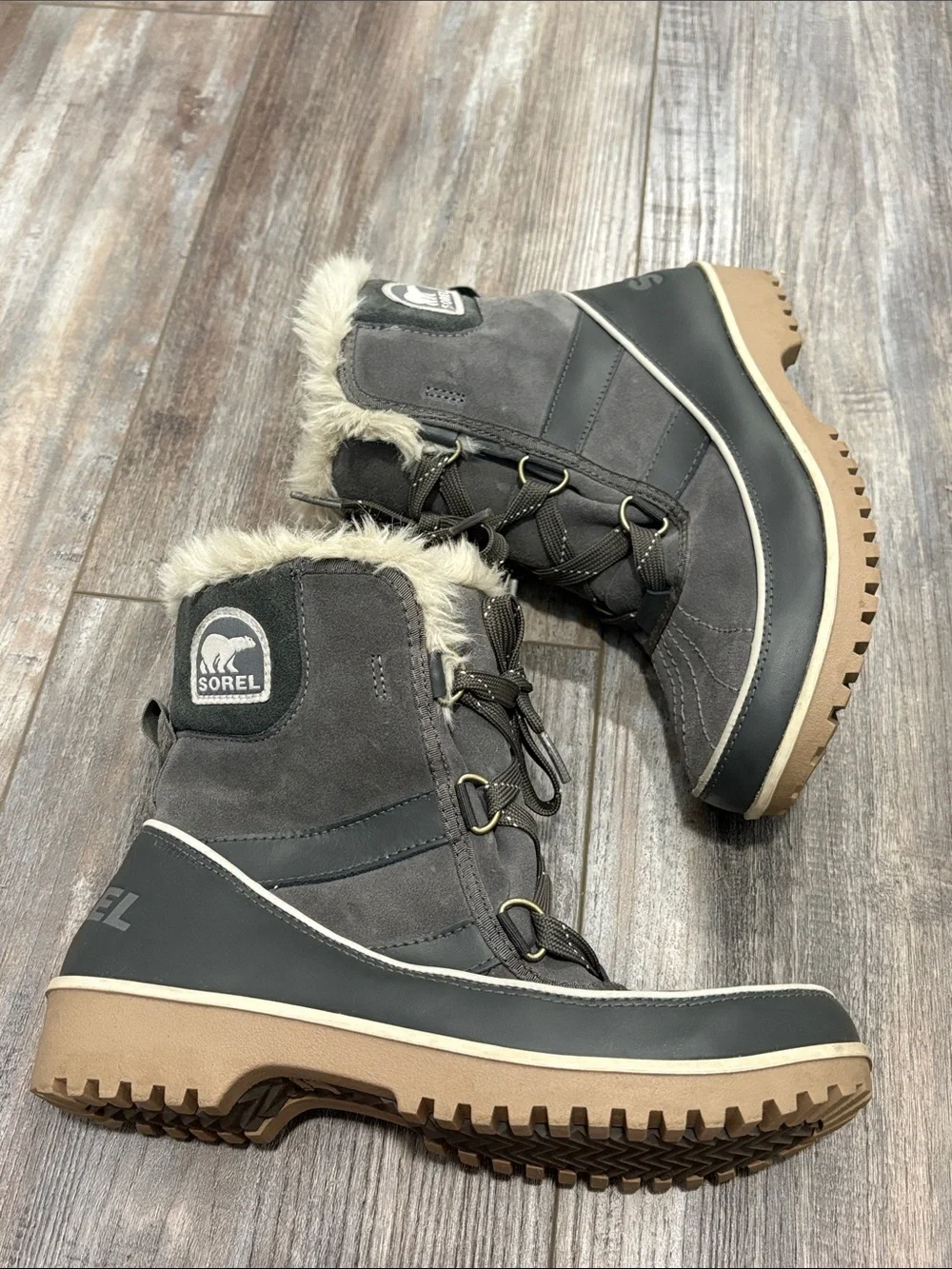 Sorel Tivolli II gray winter snow boots 7.5